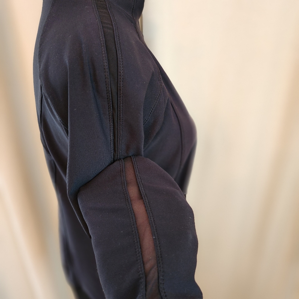 Apana Athletic Jacket Light Weight Women's size Small - Picture 4 of 9